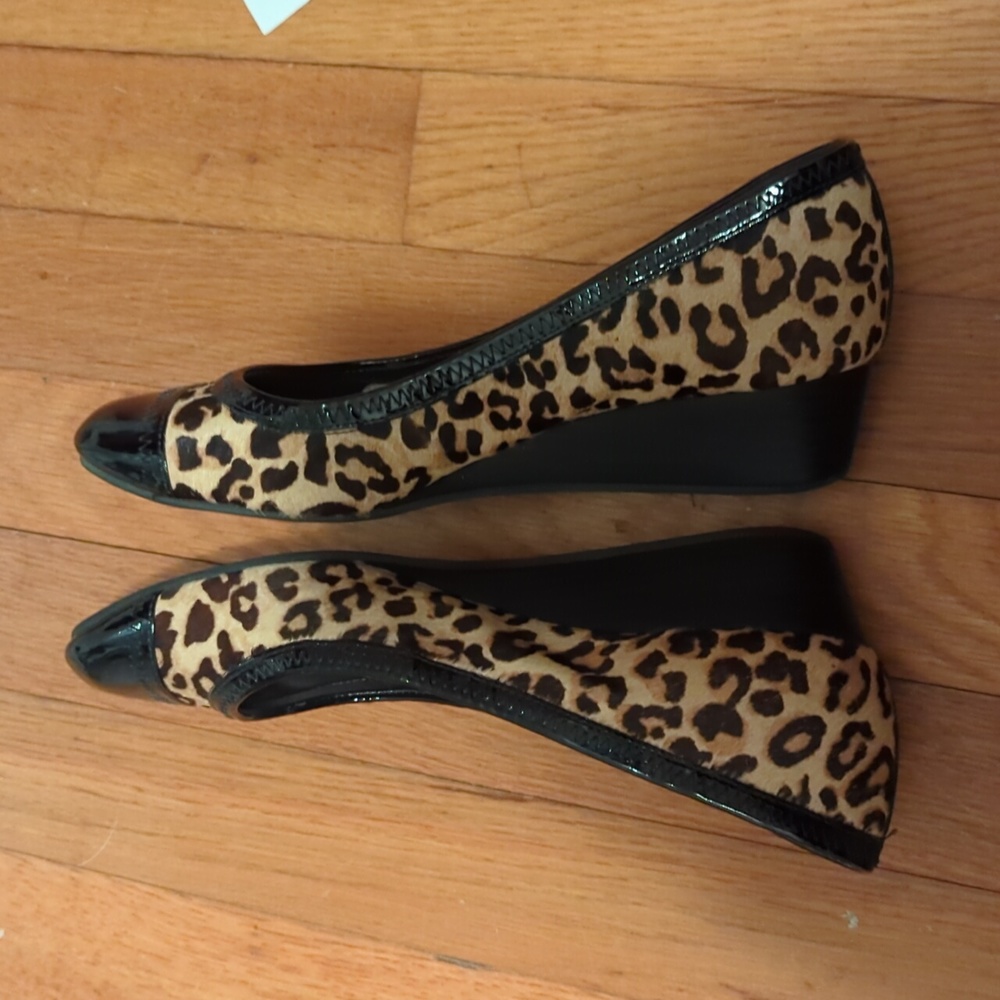 COLE HAAN leopard wedges 7